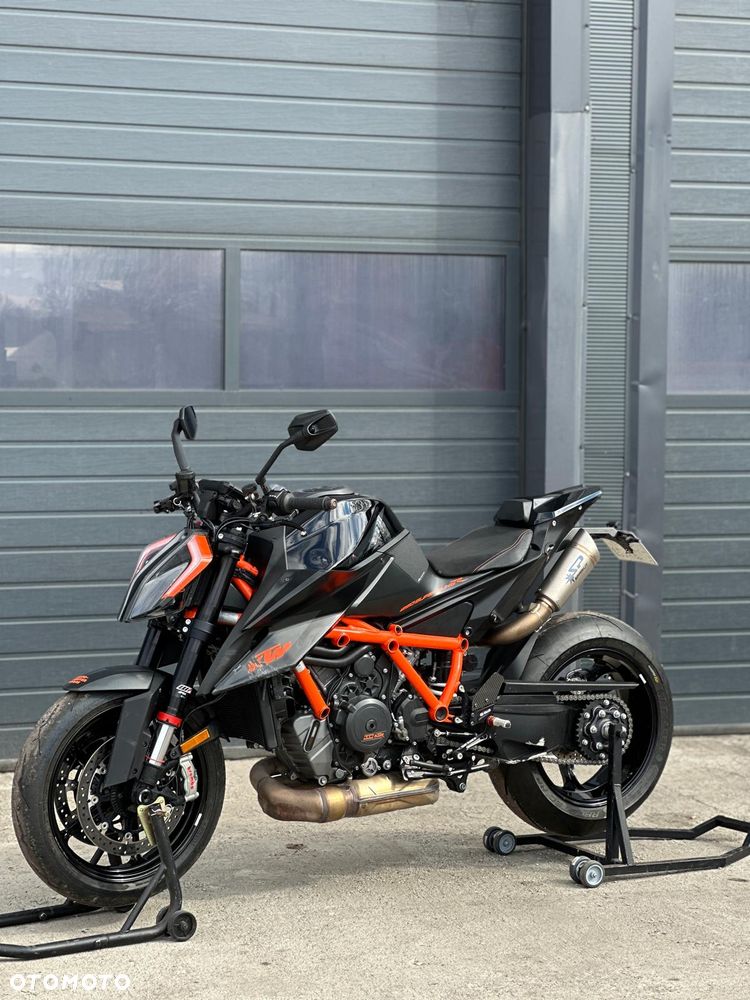 KTM Super Duke - 16