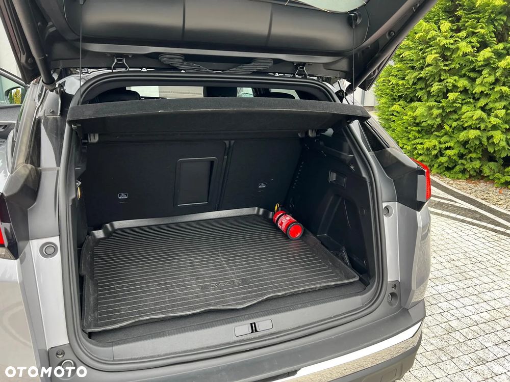 Peugeot 3008 1.2 PureTech Allure Pack S&S EAT8 - 20