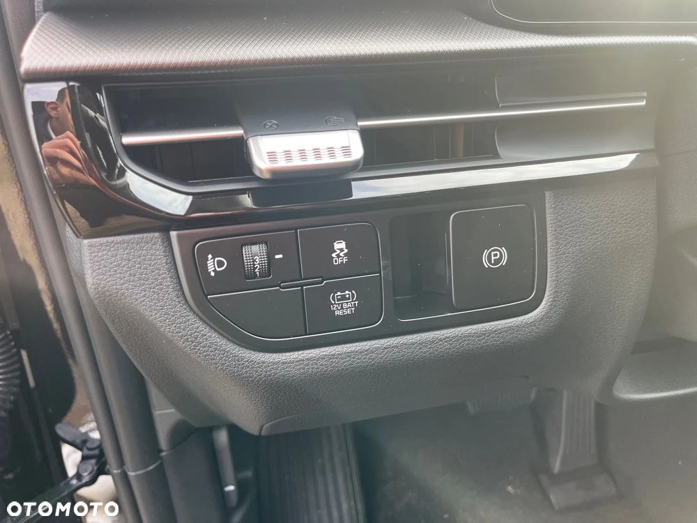 Kia Sportage 1.6 T-GDI HEV M 2WD - 14