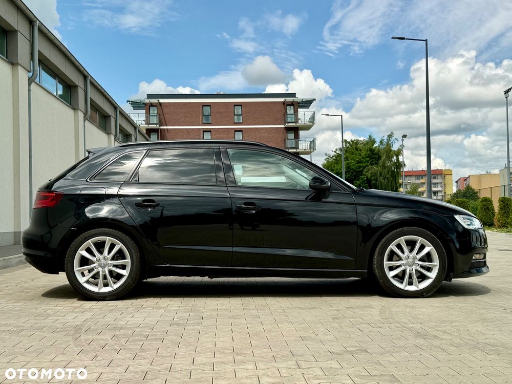 Audi A3 Sportback 2.0 TDI S tronic design - 12