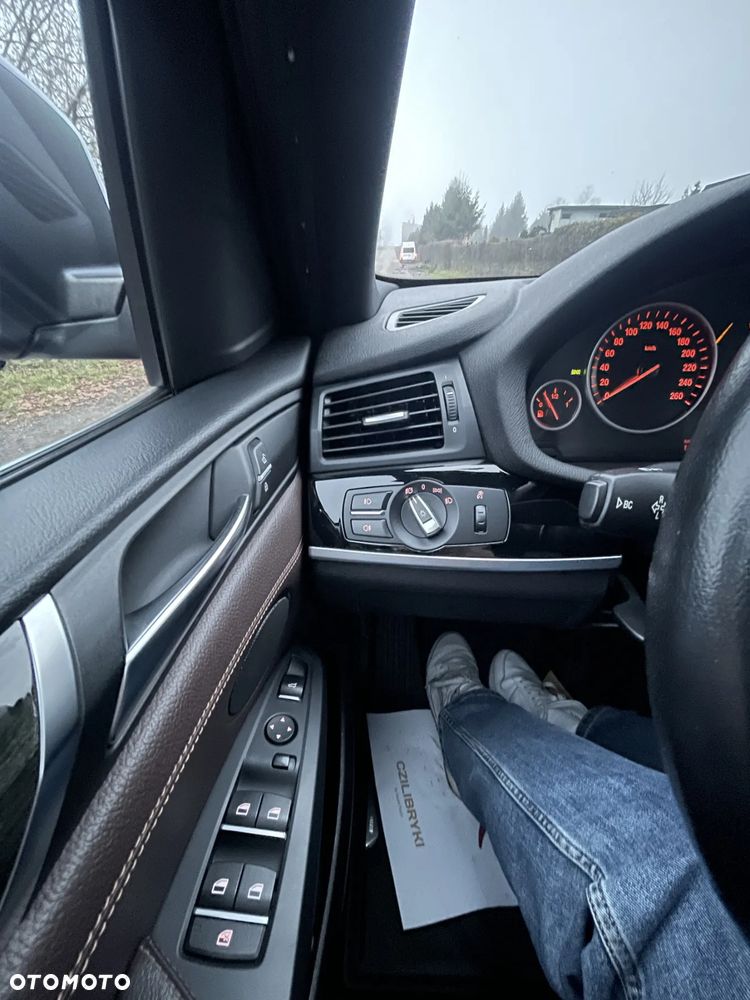 BMW X4 xDrive28i xLine - 9