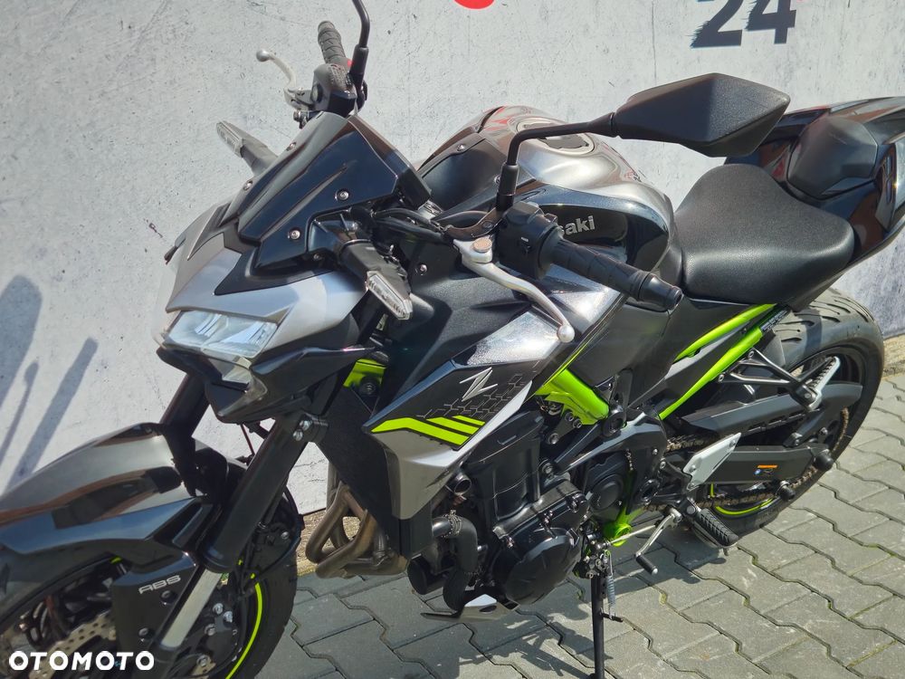Kawasaki Z 900 - 24