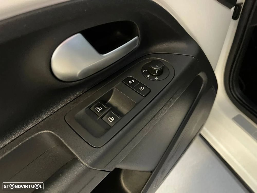 VW Cross Up! - 8