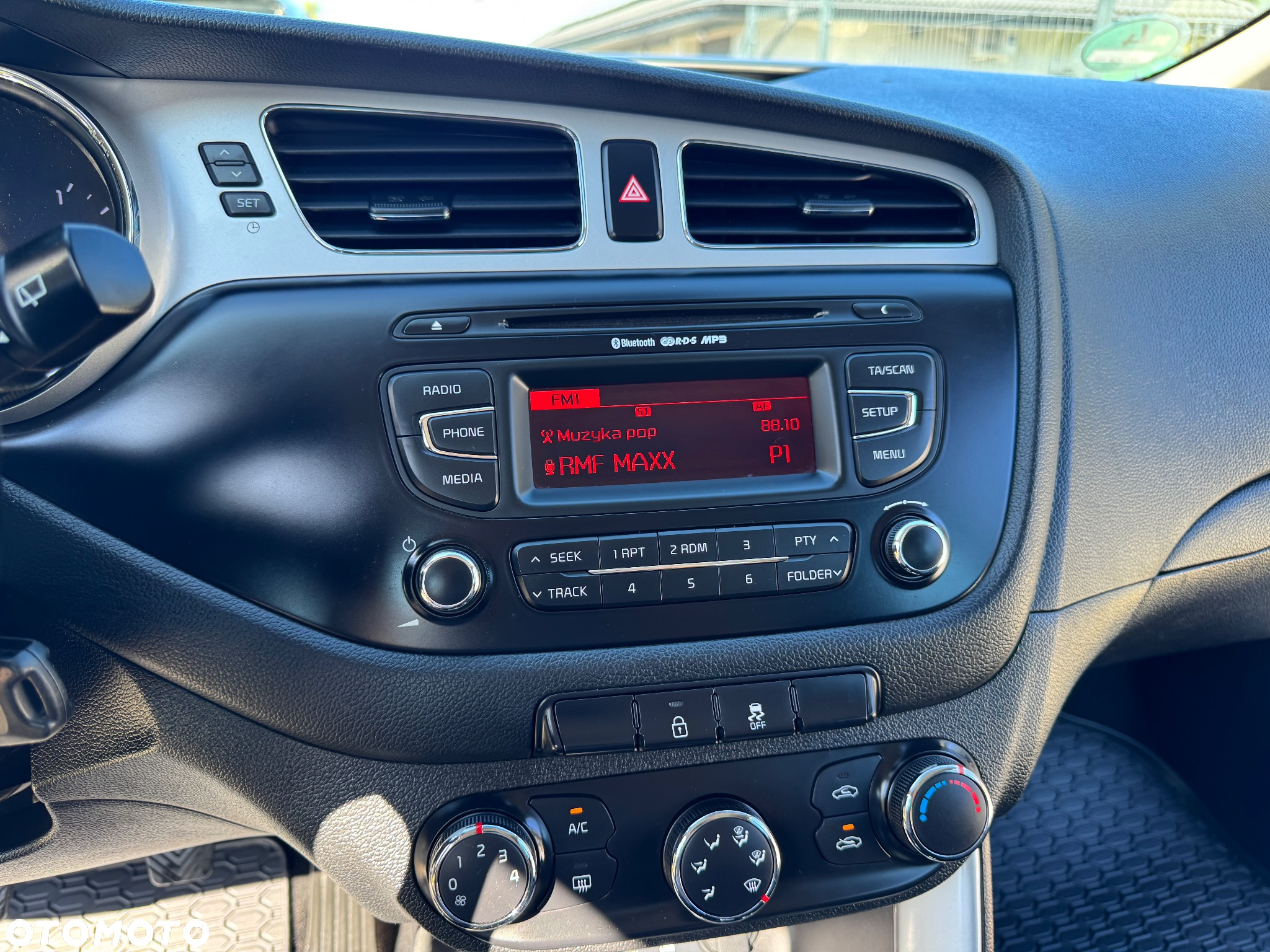 Kia Ceed Cee'd 1.6 GDI M - 33