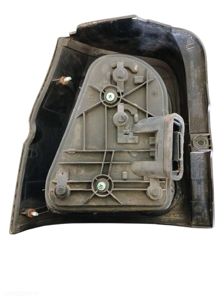 LAMPA TYLNA PRAWA SEAT AROSA FL 20032026 - 3