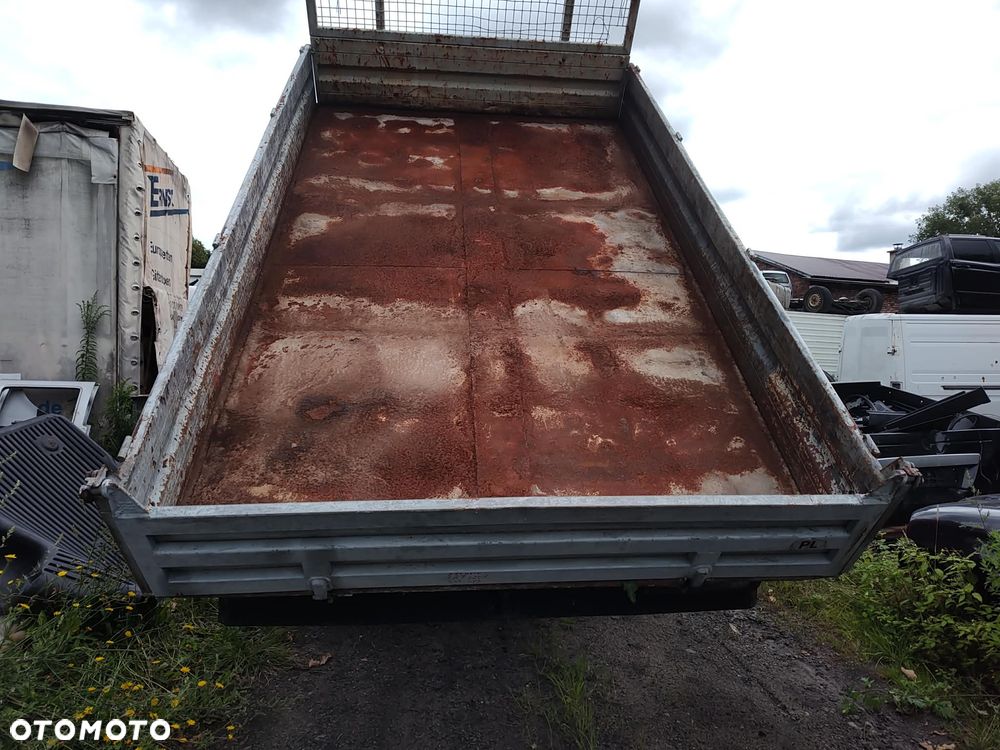 Kiper 3 strony zabudowa  meiller Mercedes 611d hydrauliczno-elektryczny - 9