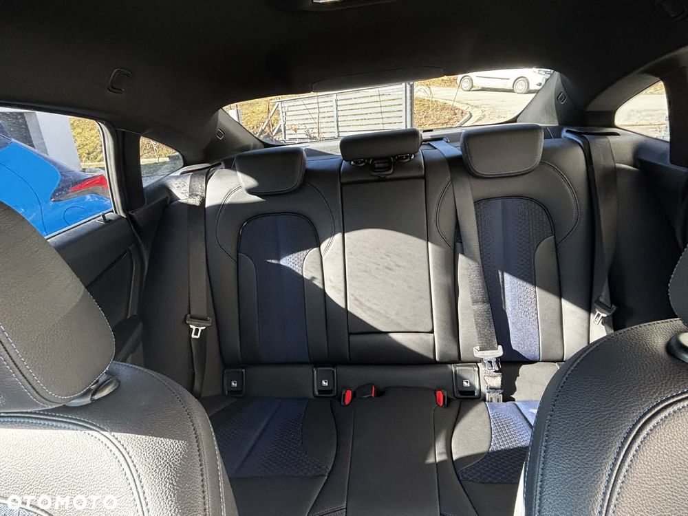 BMW Seria 2 218i - 7