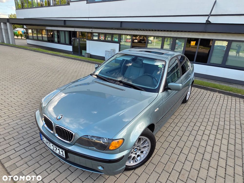 BMW Seria 3 2001 photo 2