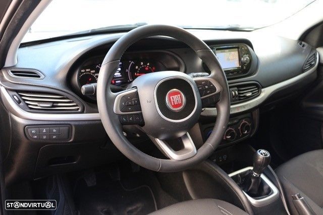 Fiat Tipo Station Wagon 1.3 M-Jet Lounge - 11