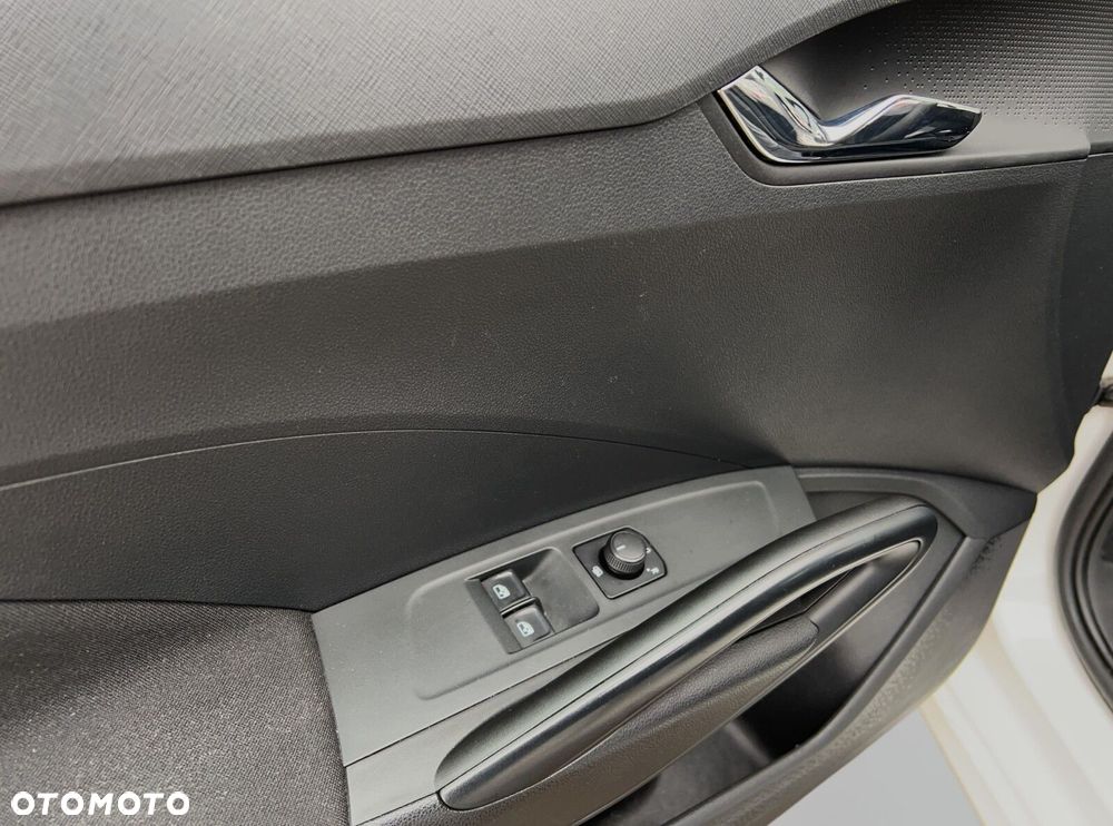 Skoda Fabia 1.0 TSI Active - 17