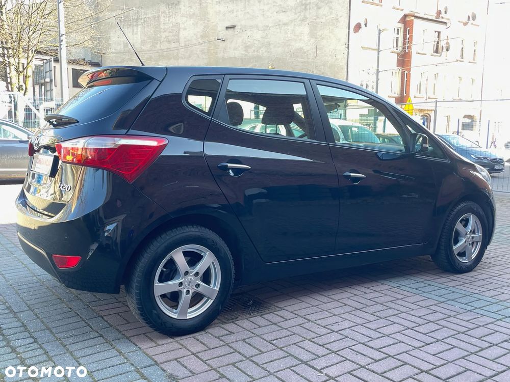 Hyundai ix20 1.4 blue - 5