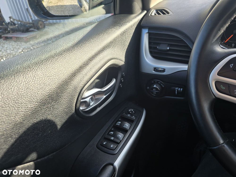 Jeep Cherokee 2.2 Multijet Active Drive I Automatik Overland - 37