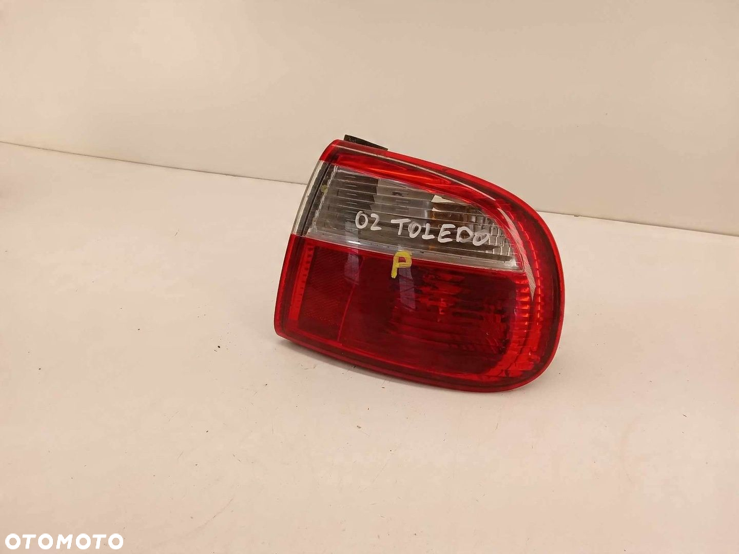 LAMPA LEWA TYLNA TYŁ SEAT ALTEA TOLEDO II 99-04 - 2