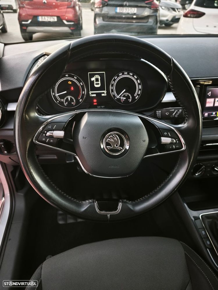 Skoda Fabia 1.0 MPI Ambition - 17