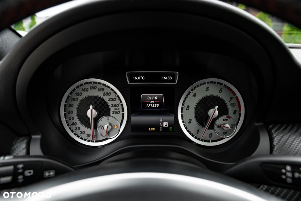 Mercedes-Benz Klasa A 250 4Matic 7G-DCT AMG Line - 27