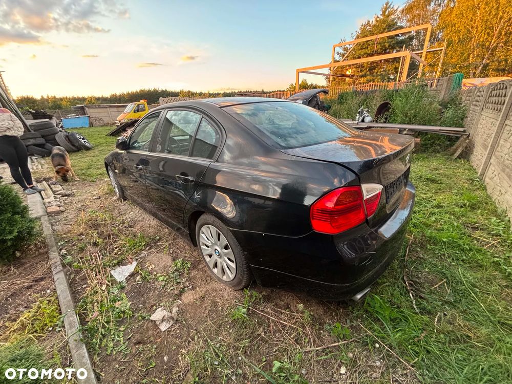 BMW Seria 3 318i - 2