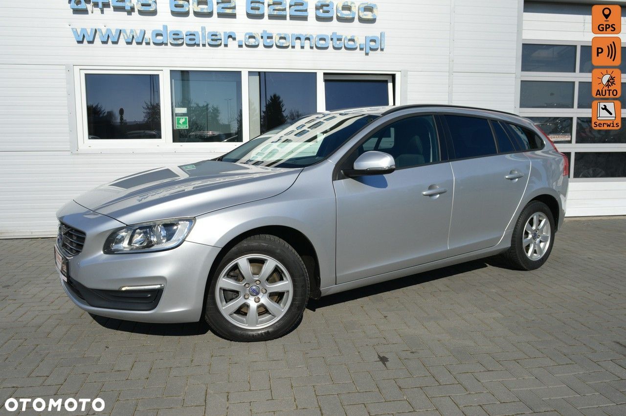 Volvo V60 D2 Kinetic - 1