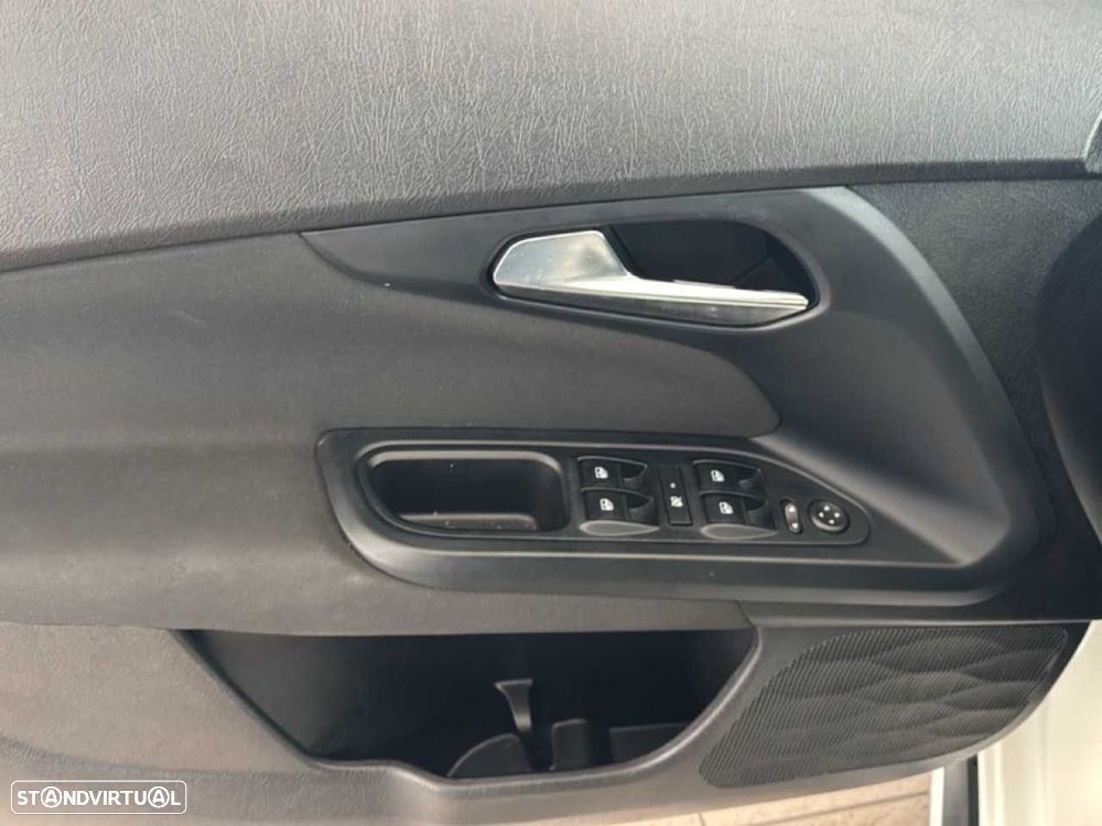 Fiat Tipo Station Wagon Cross - 12