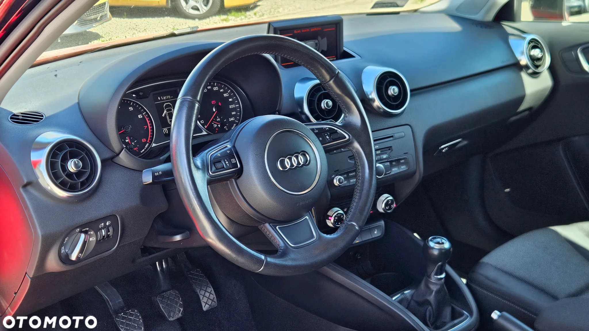 Audi A1 1.2 TFSI Attraction - 12