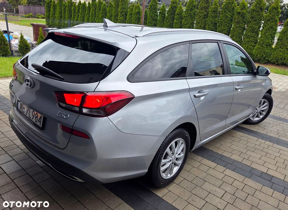 Hyundai i30 1.0 T-GDI Modern - 10