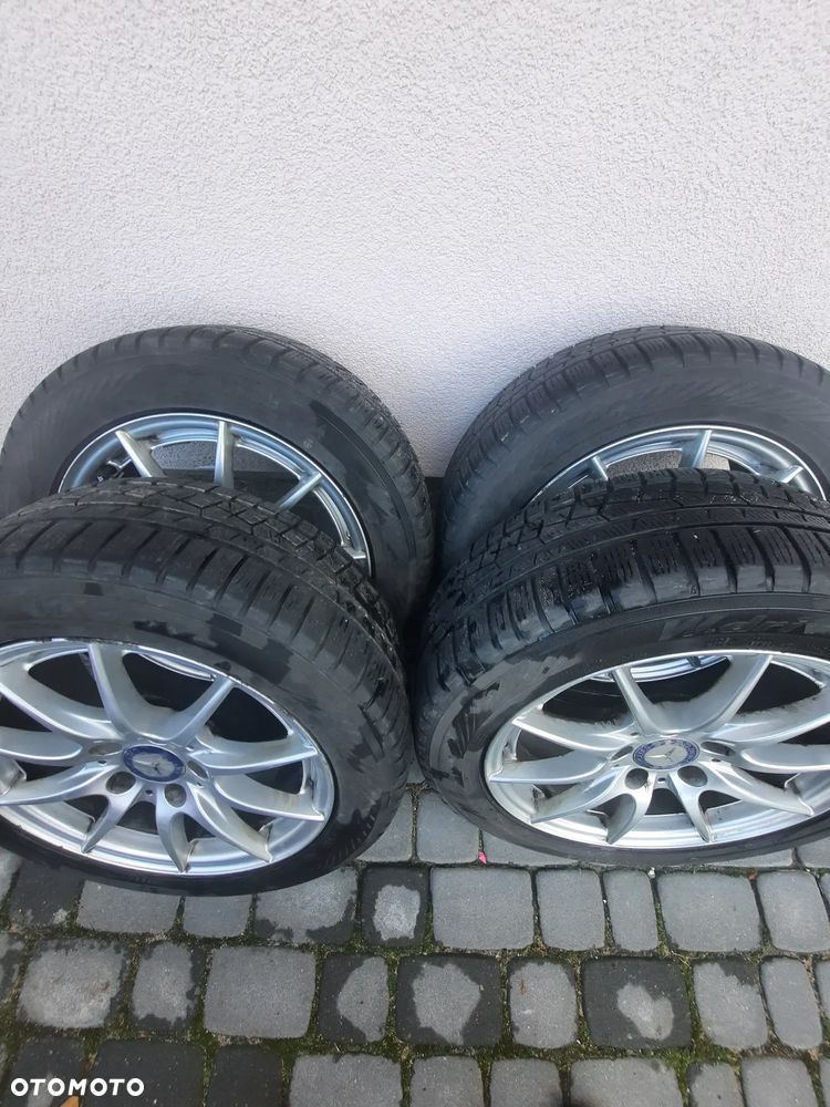 Mercedes-Benz CLA 200 7G-DCT AMG Line - 24