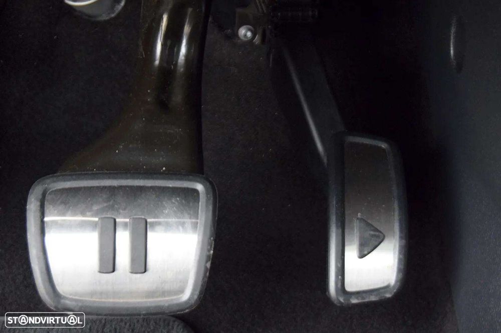 VW ID.Buzz 91 kWh Pro - 18