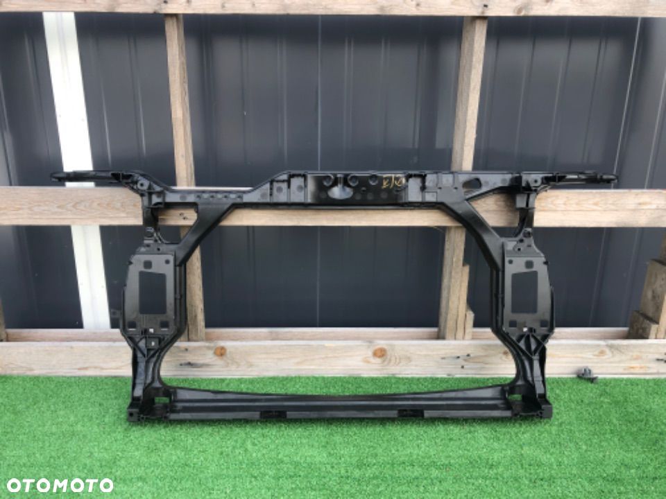 Pas wzmocnienie Audi A5 8T0 lift 2011-2016 - 1