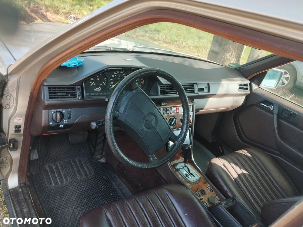 Mercedes-Benz W124 (1984-1993) - 5