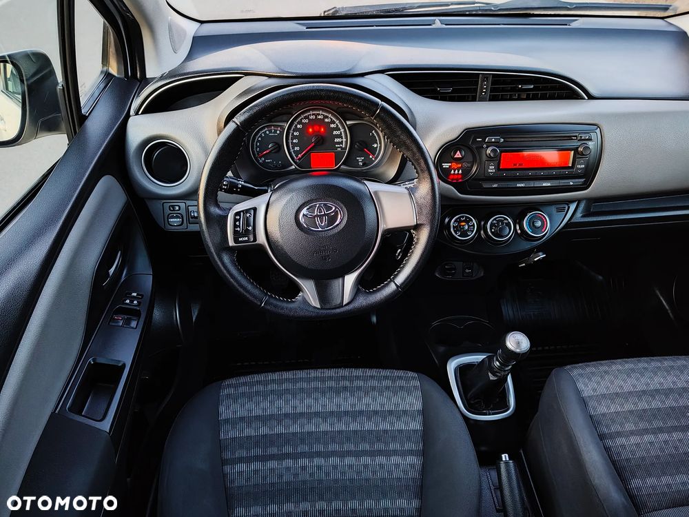Toyota Yaris 1.33 Active EU6 - 35