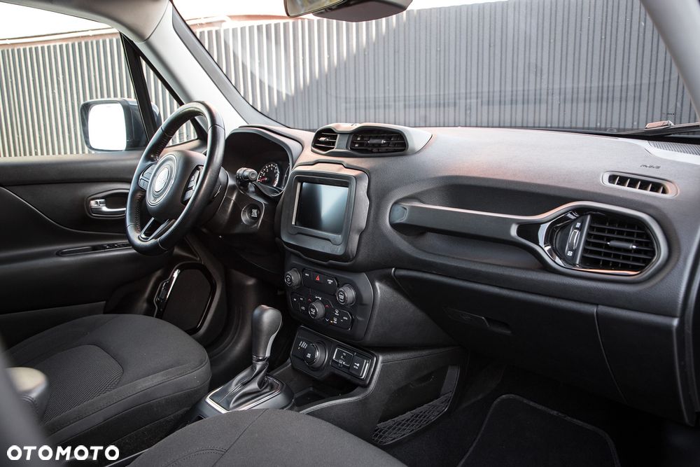 Jeep Renegade - 13