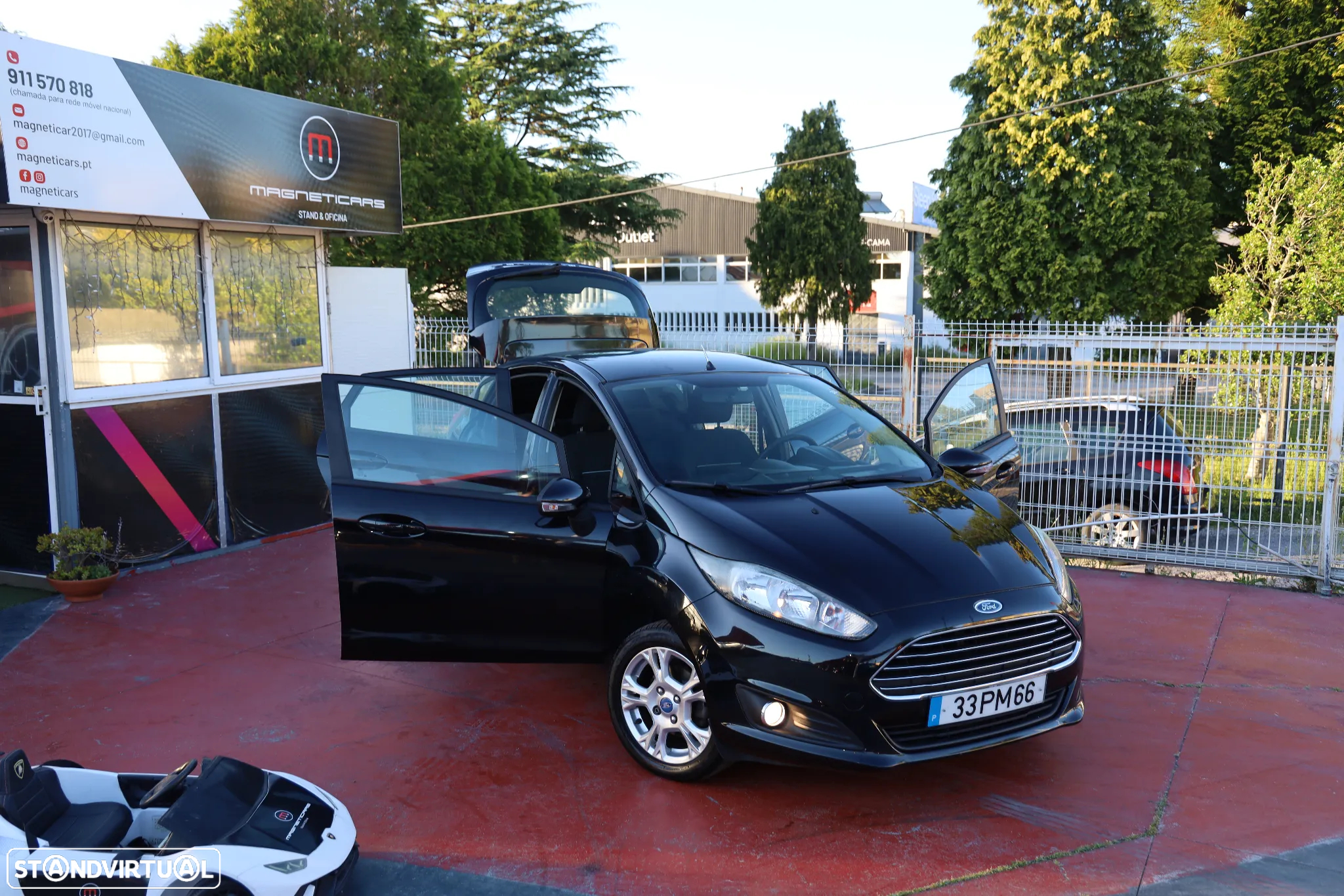 Ford Fiesta 1.5 TDCi Trend - 14