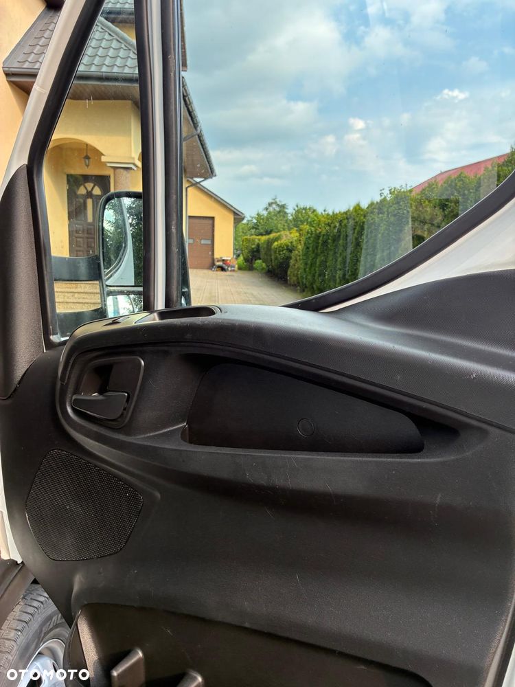 Iveco DAILY 35C17 - 7