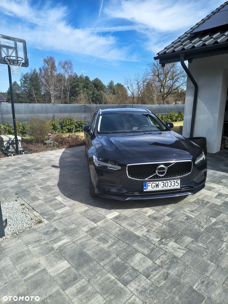 Volvo V90 D3 SCR Momentum Pro - 2