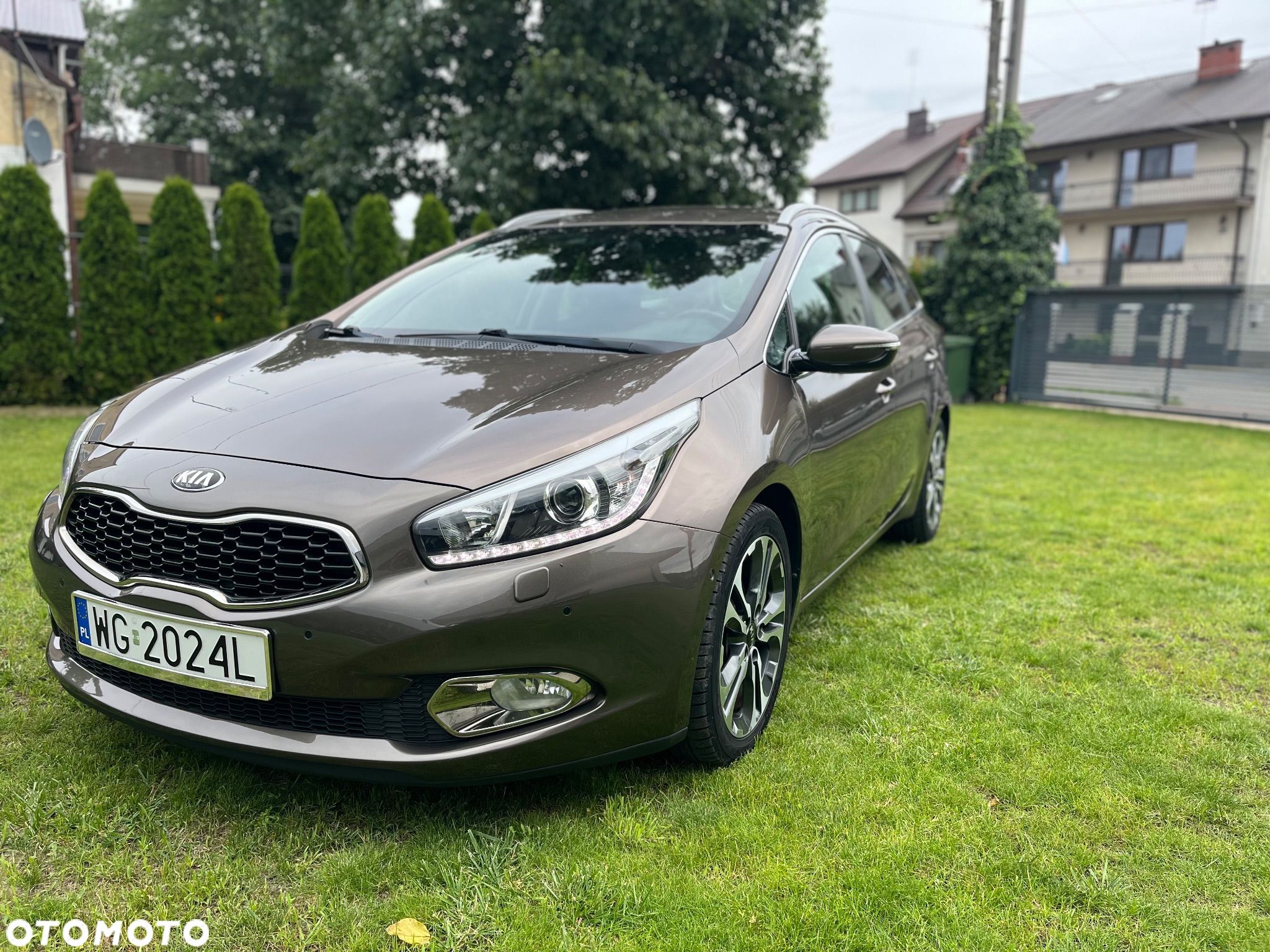 Kia Ceed 1.6 CRDi SW Spirit - 1