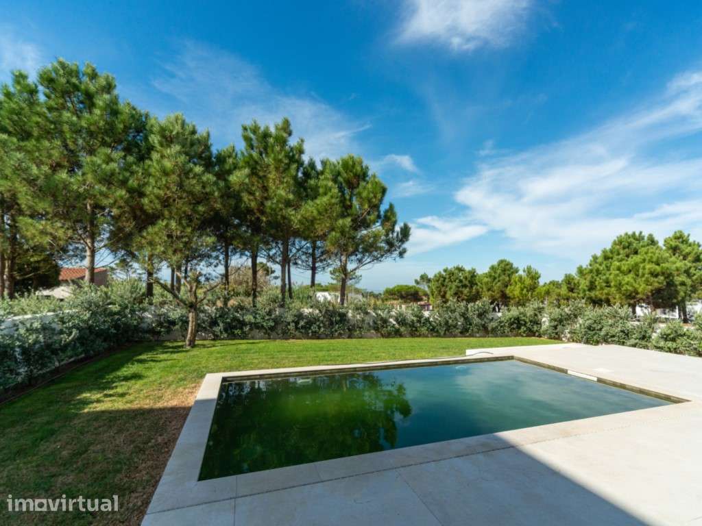 Moradia moderna a estrear em São João das Lampas junto à praia - Grande imagem: 3/41