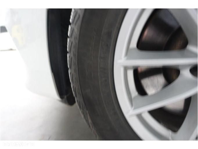 BMW Seria 5 - 16