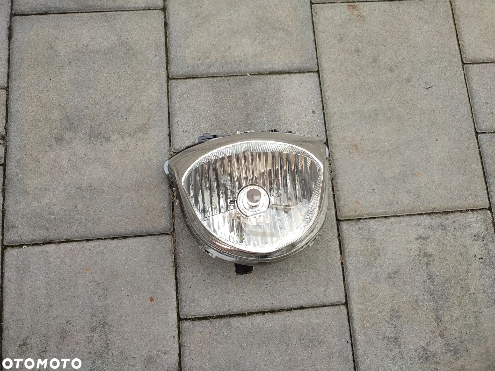 Lampa przód, przednia, reflektor Suzuki Address 110 - 1