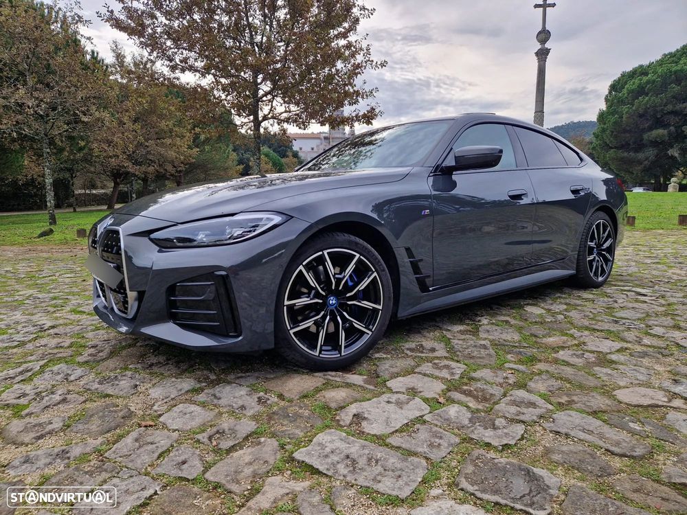 BMW i4 eDrive40 Desportiva M - 1
