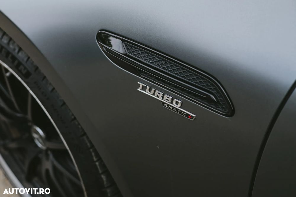 Mercedes-Benz AMG GT 4-door Coupe 43 4Matic+ - 7