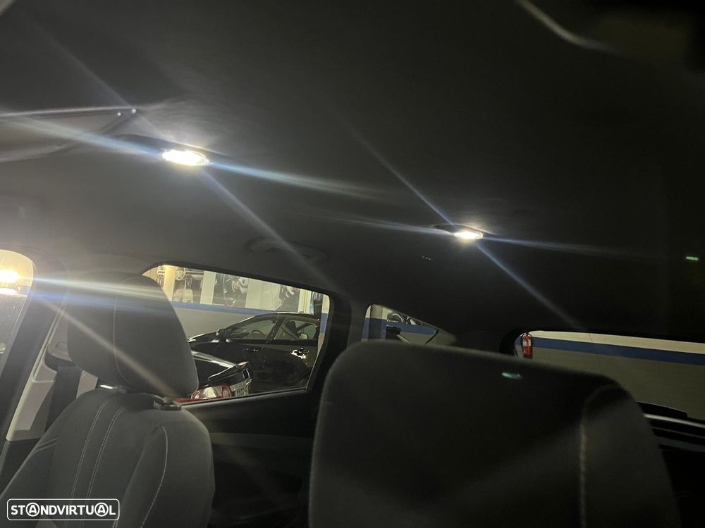 Ford C-Max 1.6 TDCi Titanium Edition S/S - 18