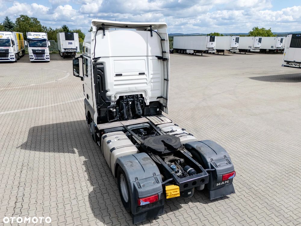 MAN TGX - 8