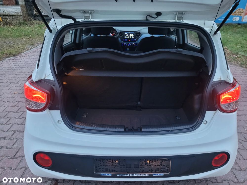 Hyundai i10 1.0 BlueDrive Comfort - 21