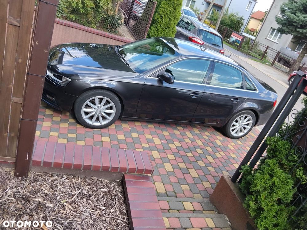 Audi A4 Limousine 2.0 TDI - 5