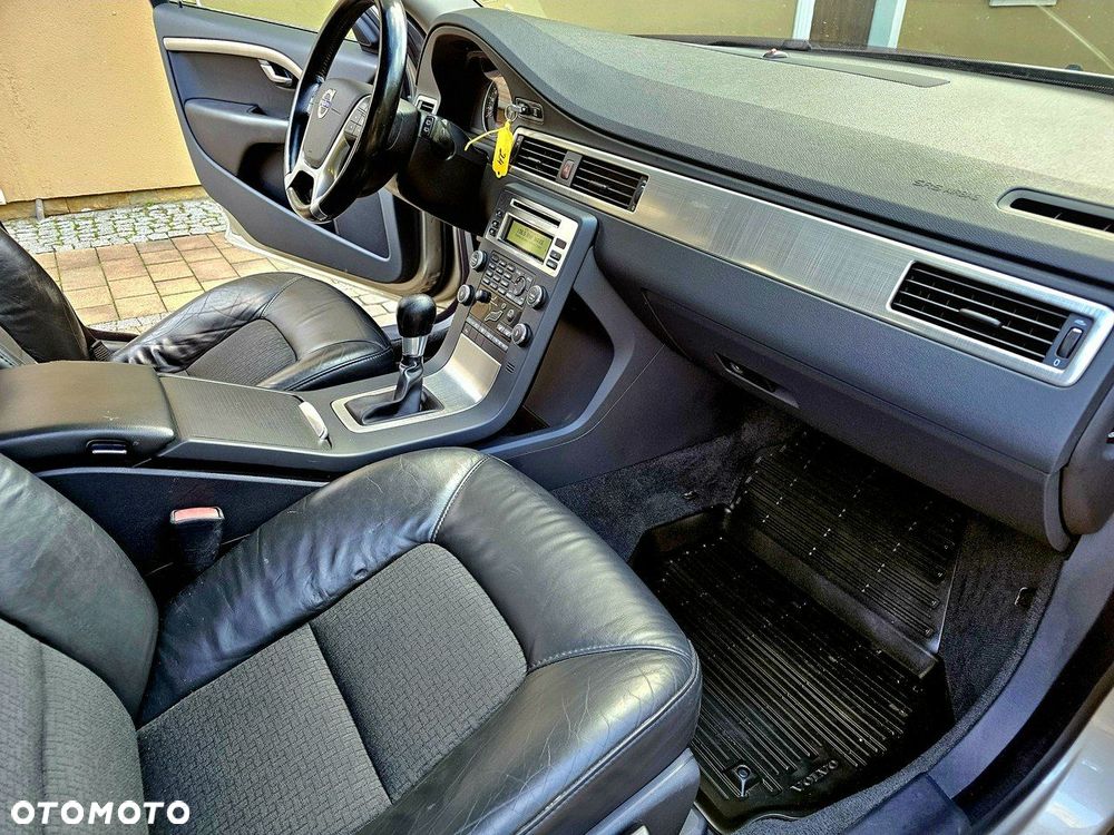 Volvo V70 - 16