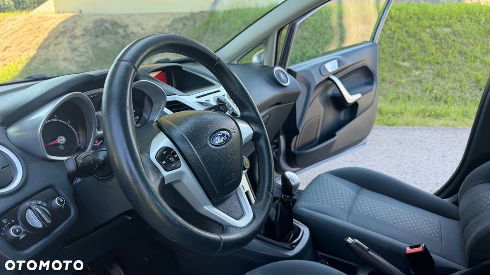 Ford Fiesta 1.25 Viva - 24
