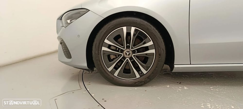 Mercedes-Benz CLA 180 d - 17