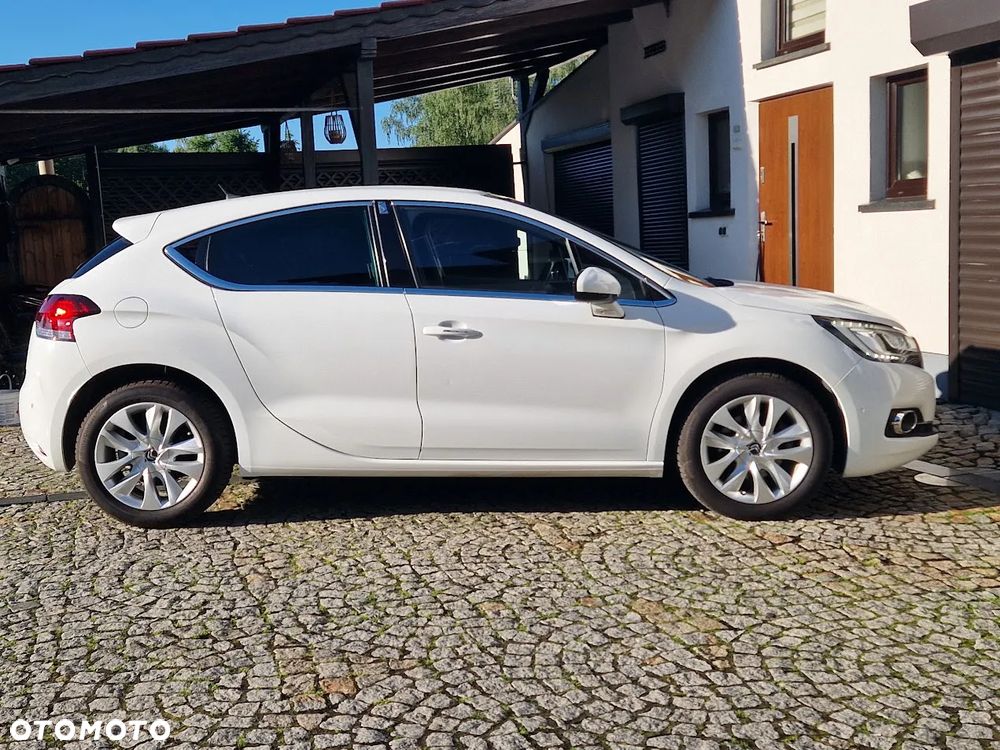 DS Automobiles DS 4 - 8