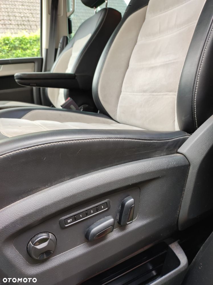 Volkswagen Multivan - 8