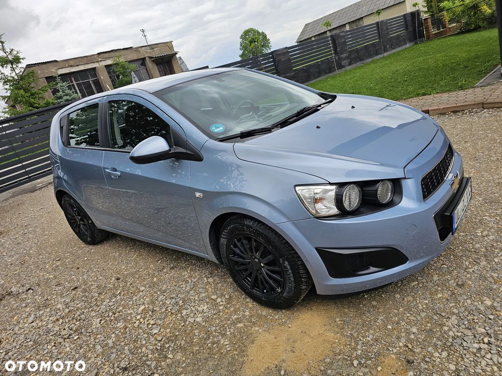 Chevrolet Aveo - 25