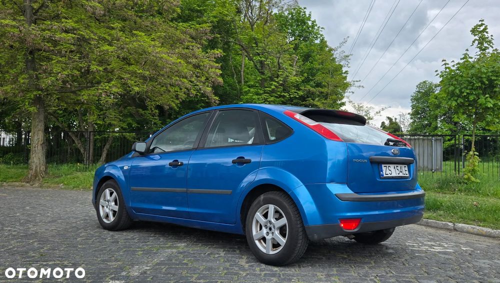 Ford Focus 1.6 16V Fun - 2
